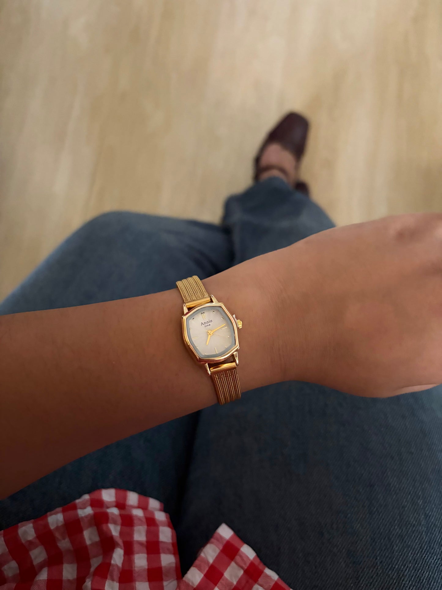 Liora white watch
