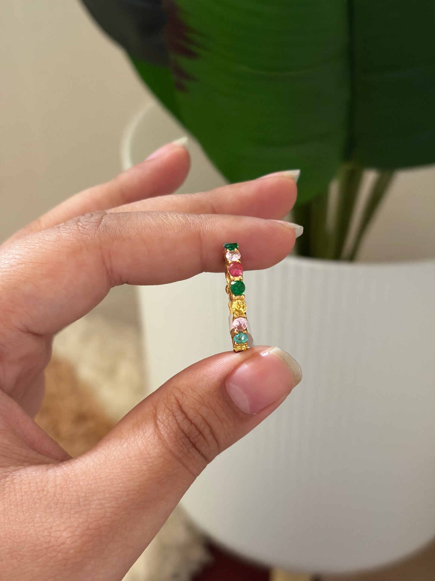 Aura ring band