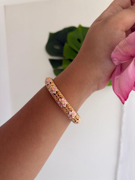 Summer blossom botanical