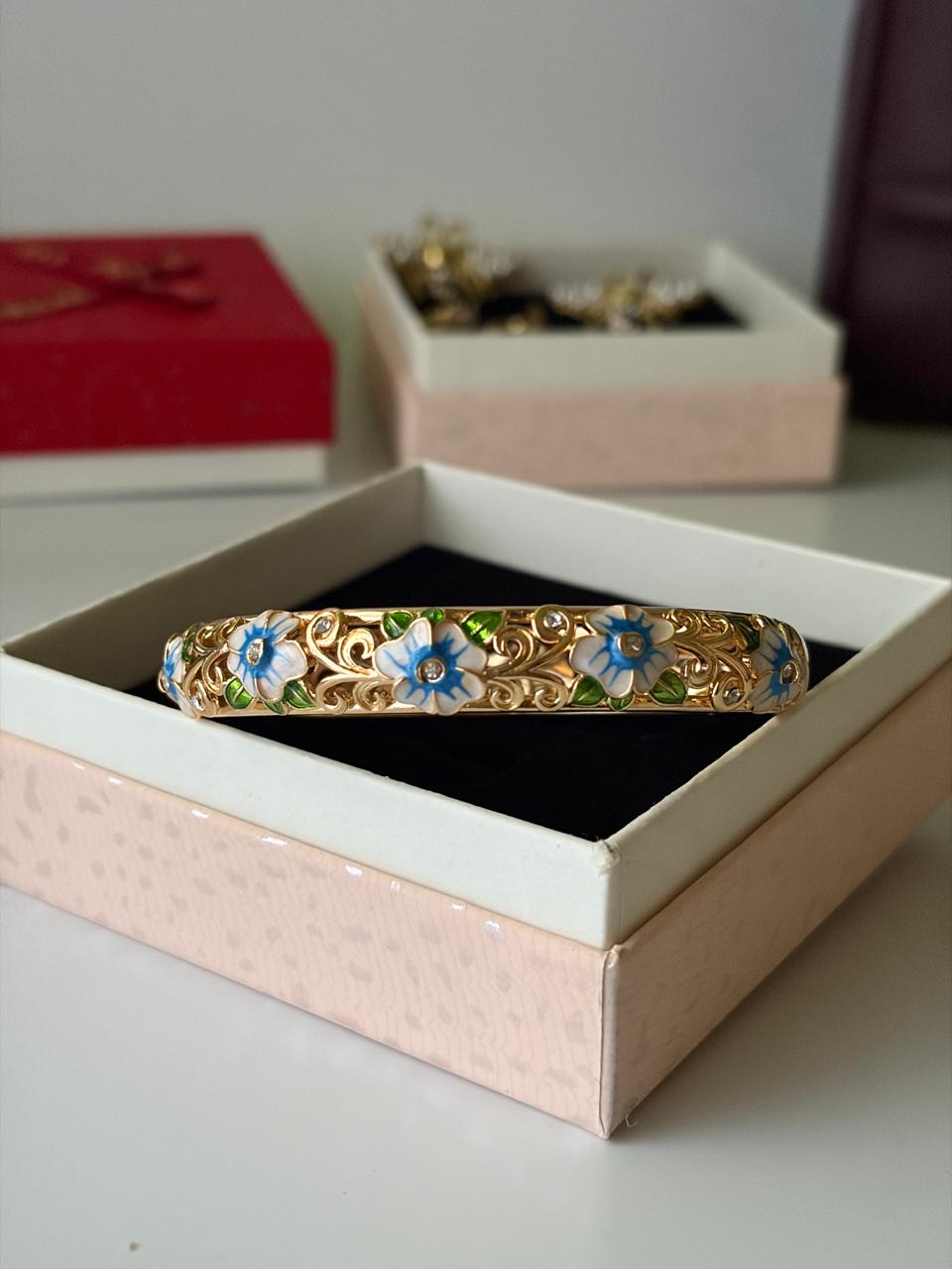 Bertha botanical bracelet