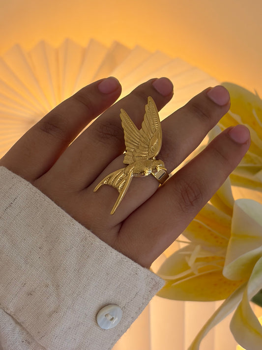 Farrow statement ring