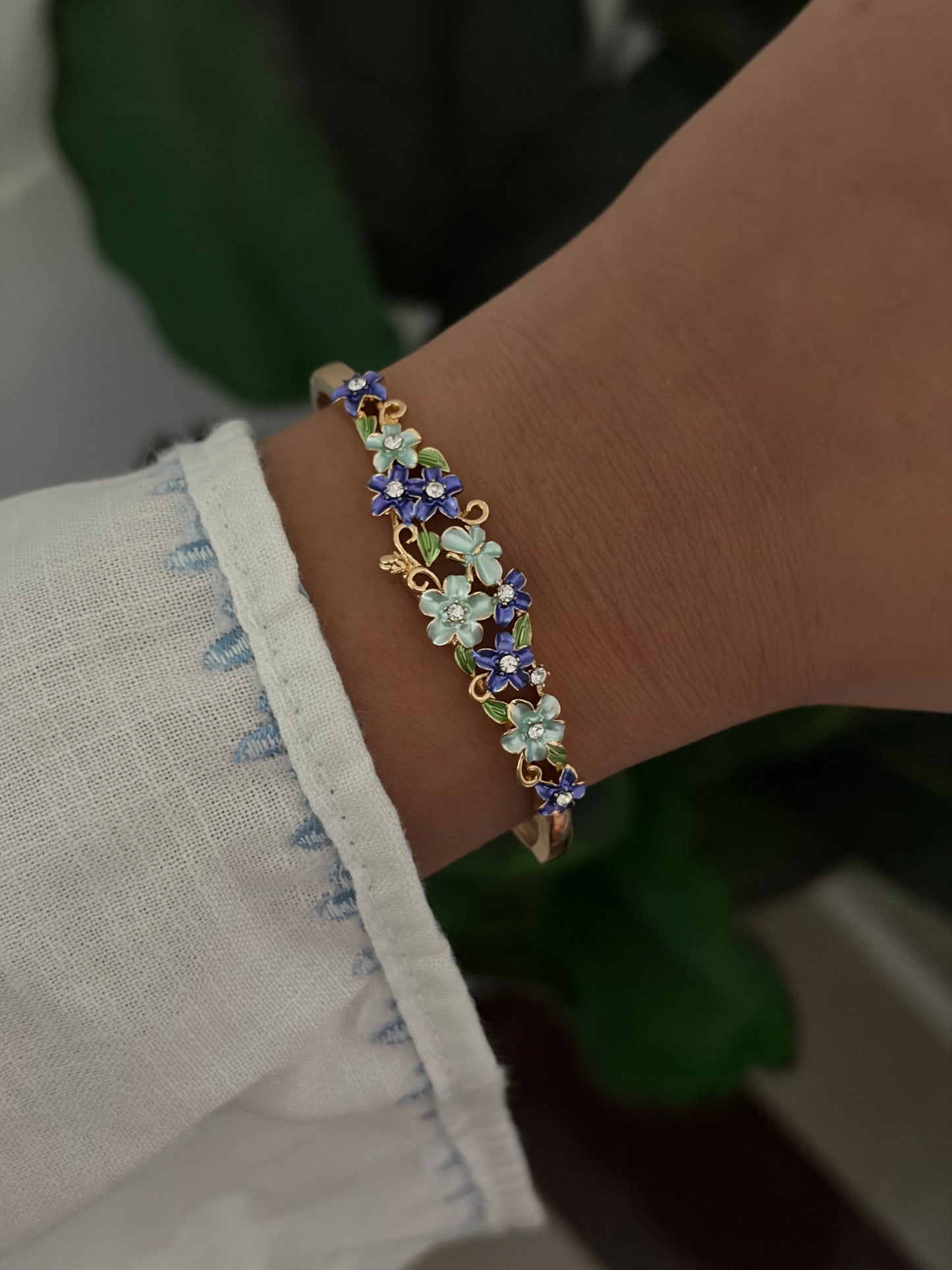 Elara botanical bangle