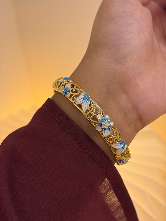 Flur botanical bracelet