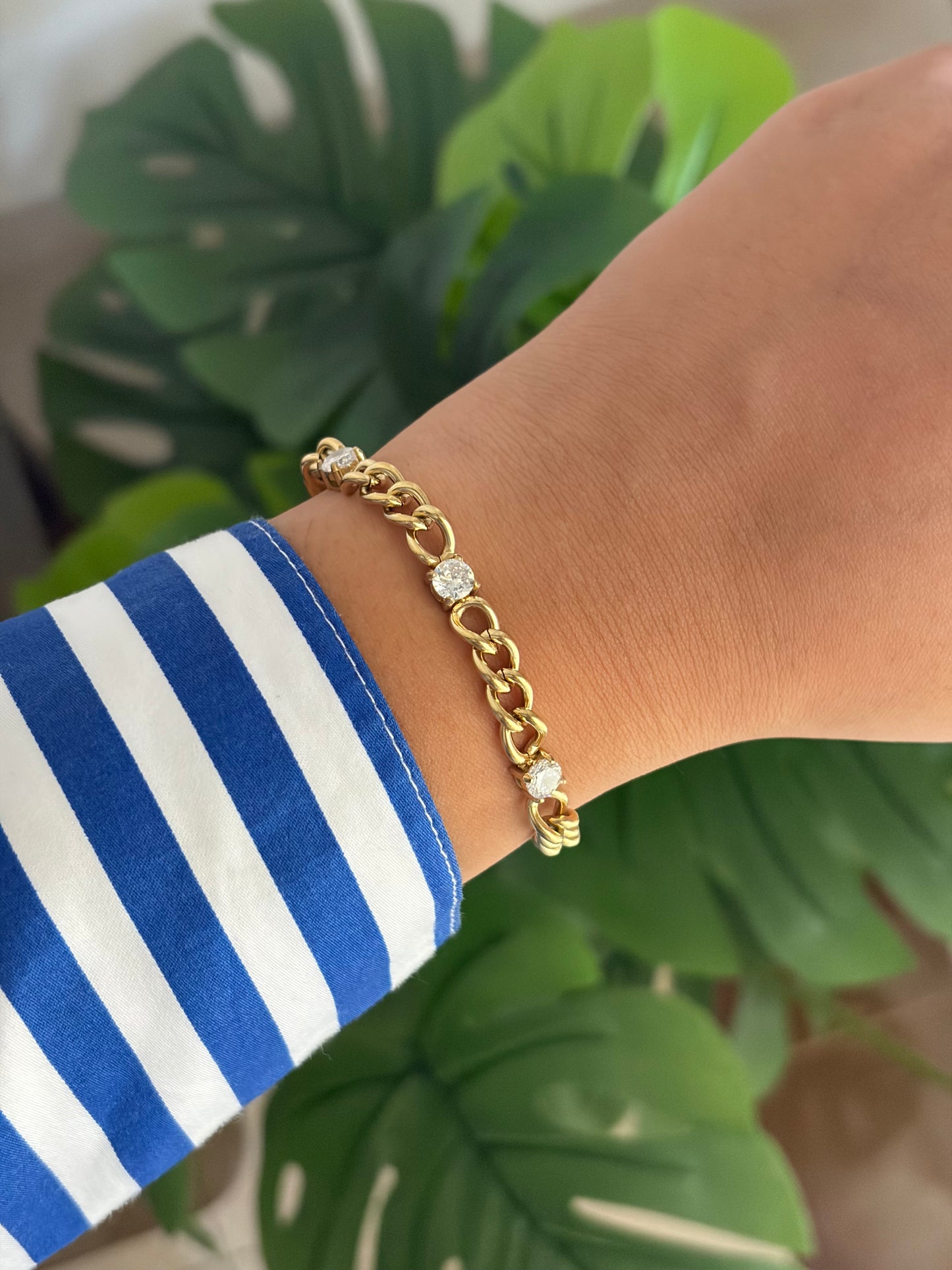 Anya link bracelet
