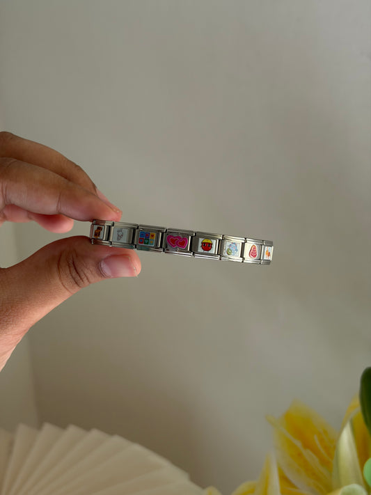 Buddy bee Italian charm bracelet