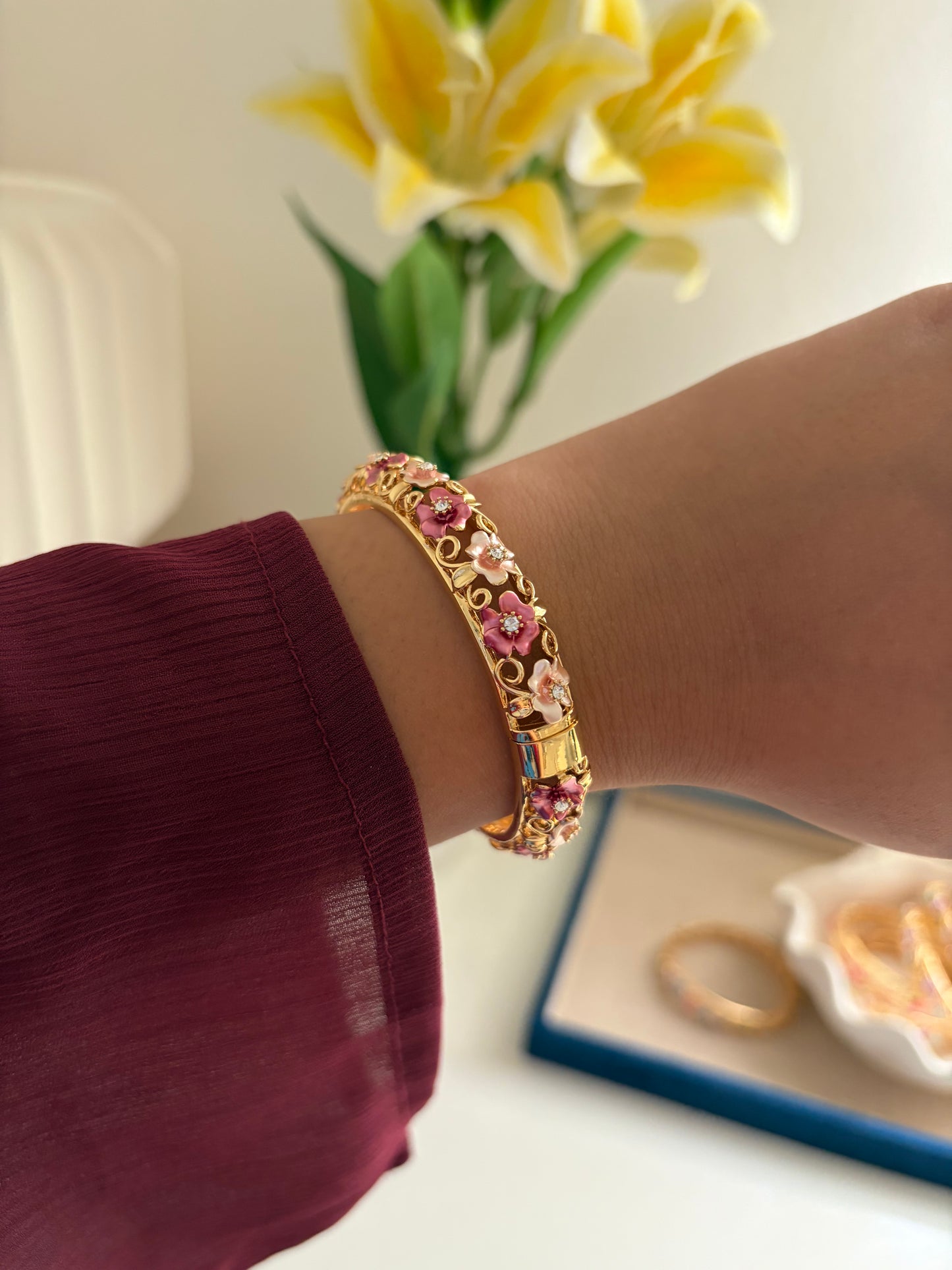 Olly botanical bracelet