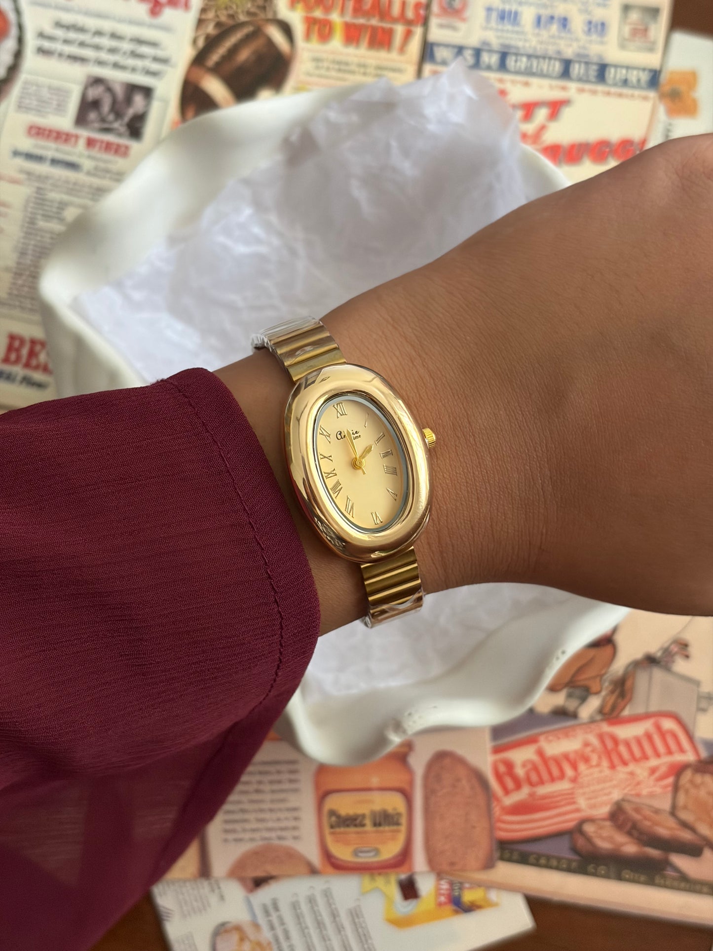 Elara beige Roman dial watch