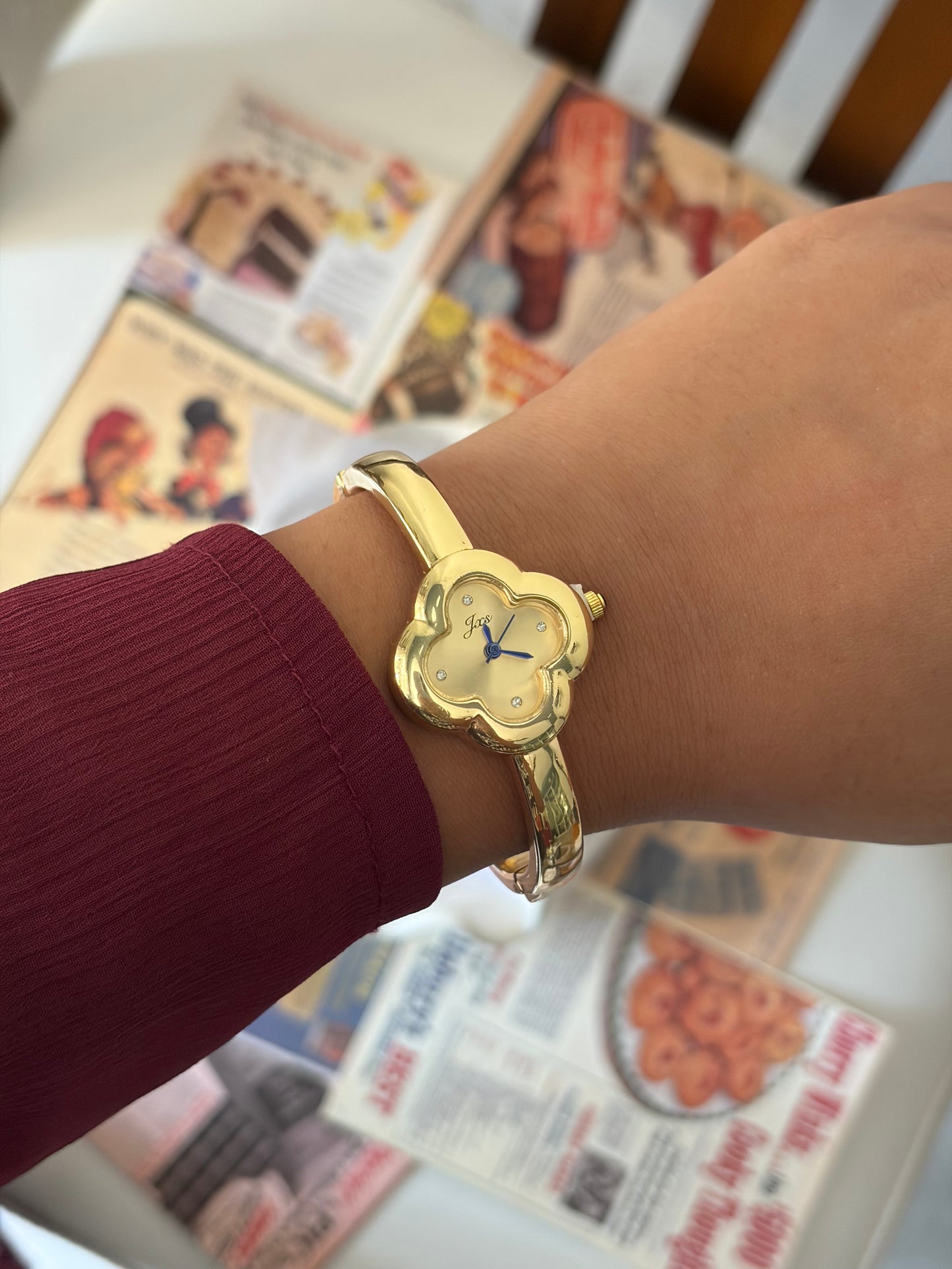 Honey dial clover watch