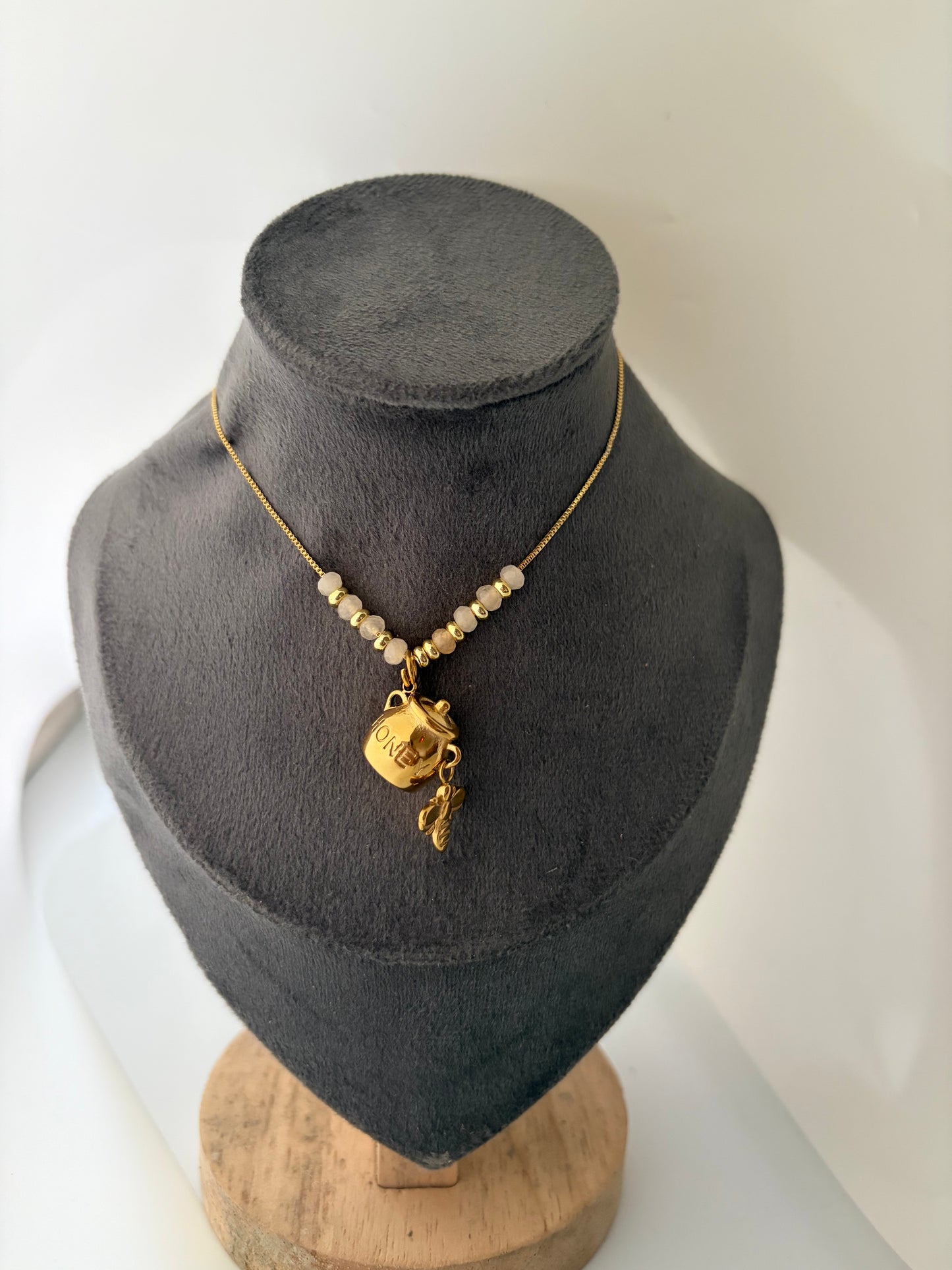 Sweet Nectar neckpiece