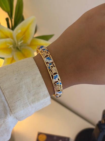 Lia botanical bangle