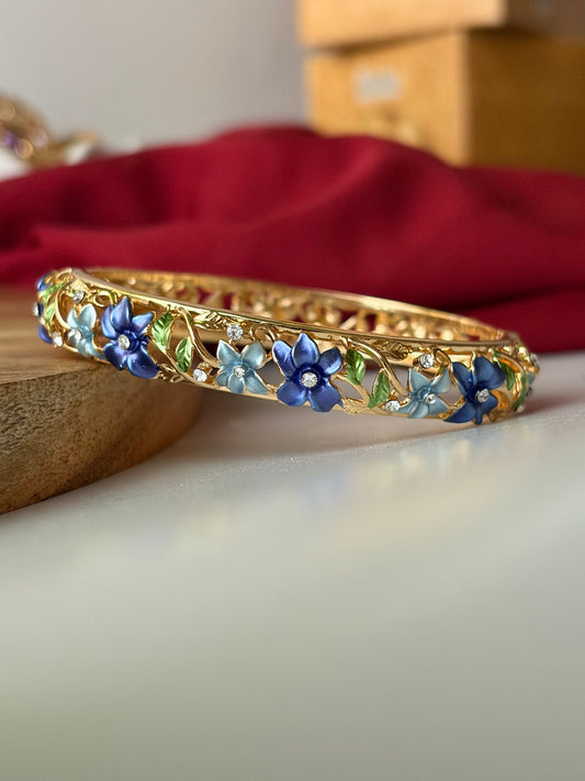 Blueberry botanical bracelet
