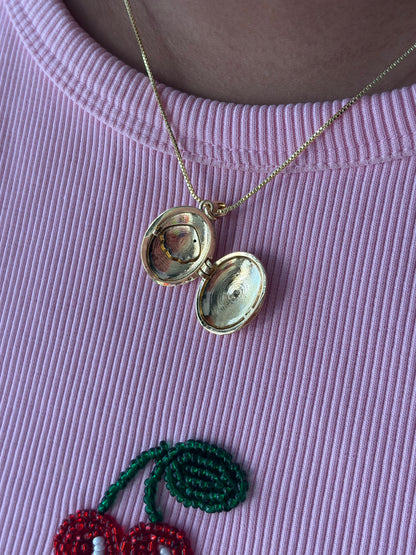 Luna shell locket