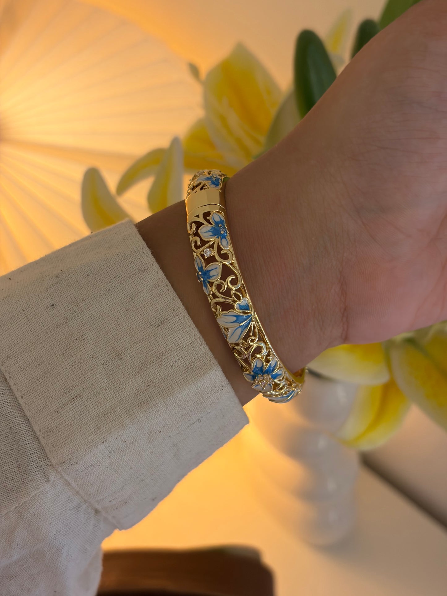 Mia botanical bangle