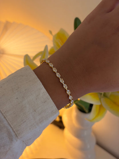 Linda tennis bracelet