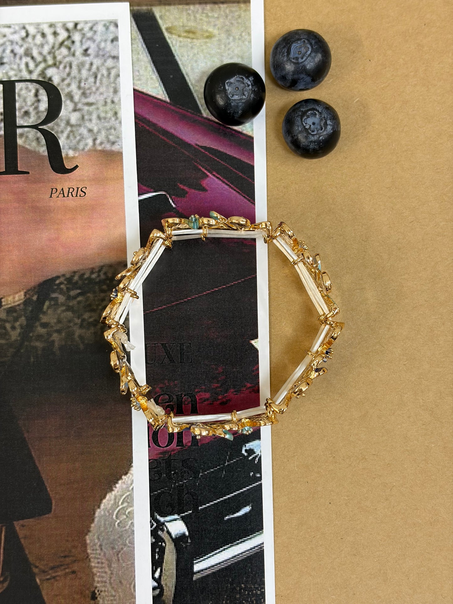 Flower enamel bracelet