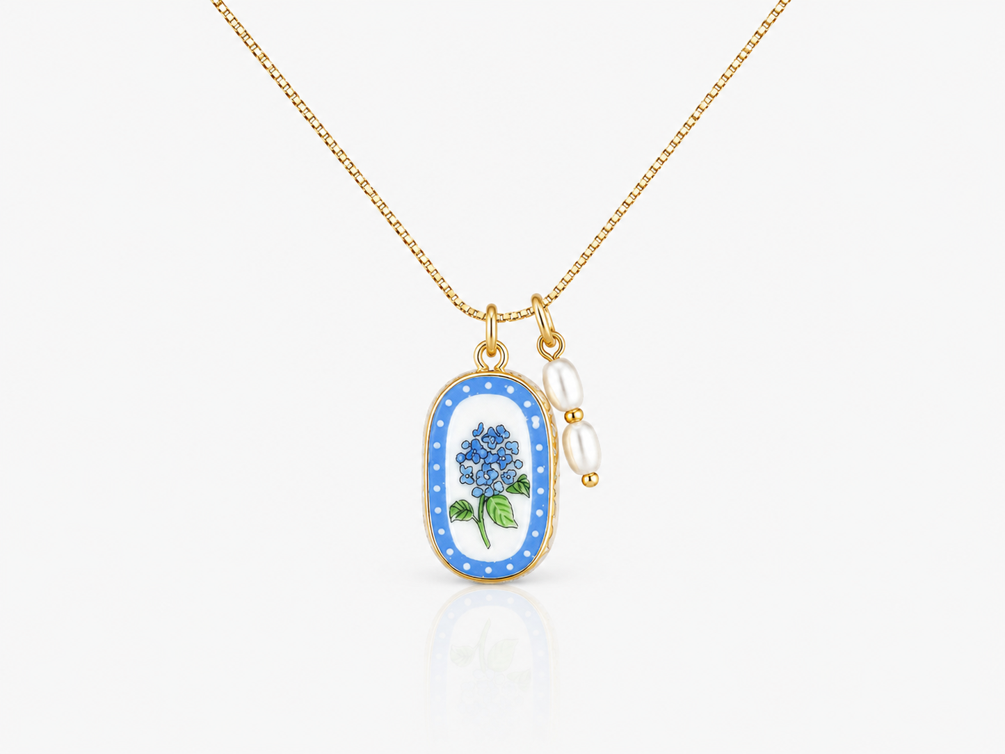 Bloom pearl neckpiece