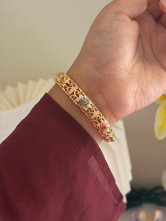 Kamal botanical bracelet