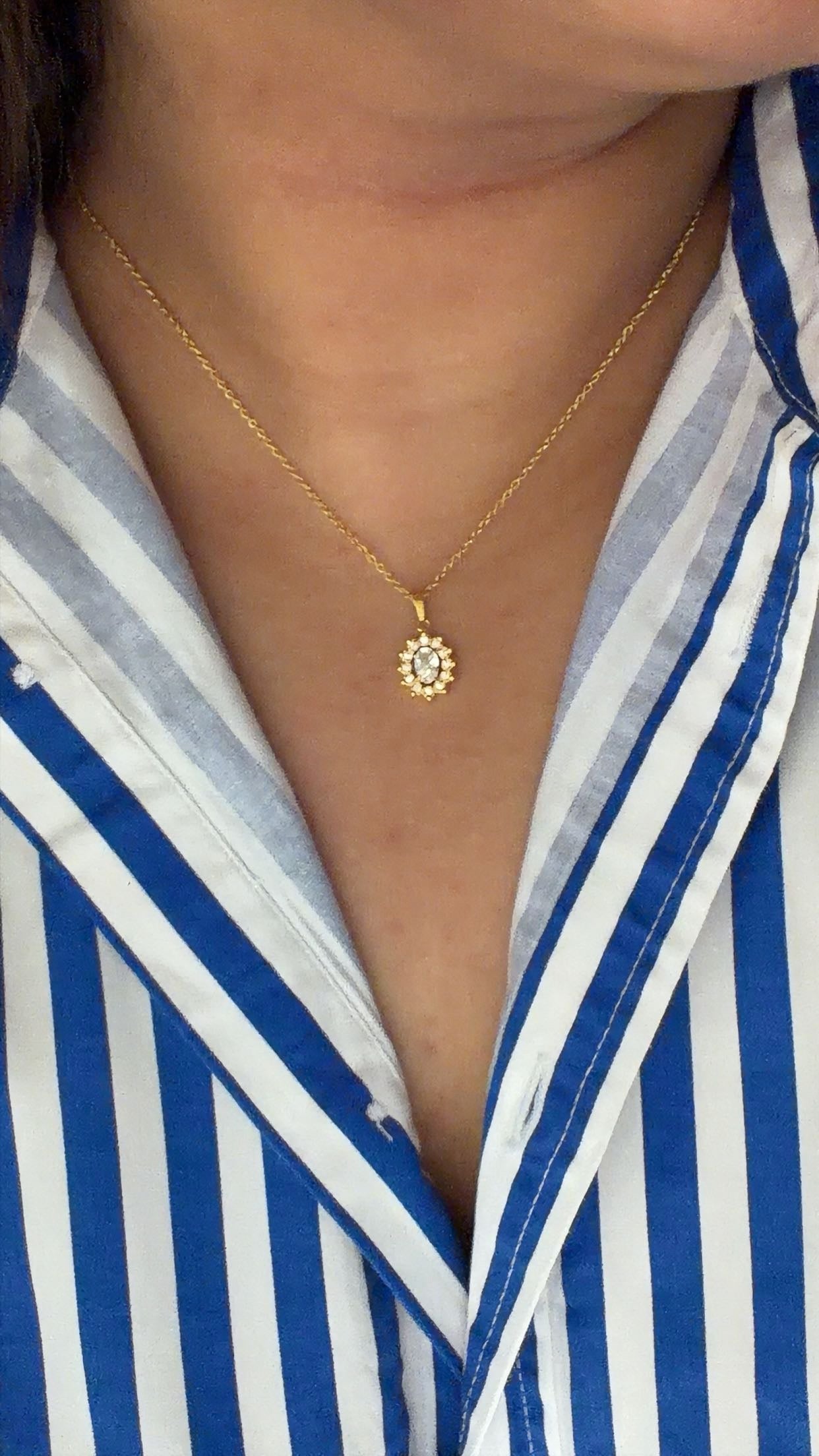 Kaia neckpiece