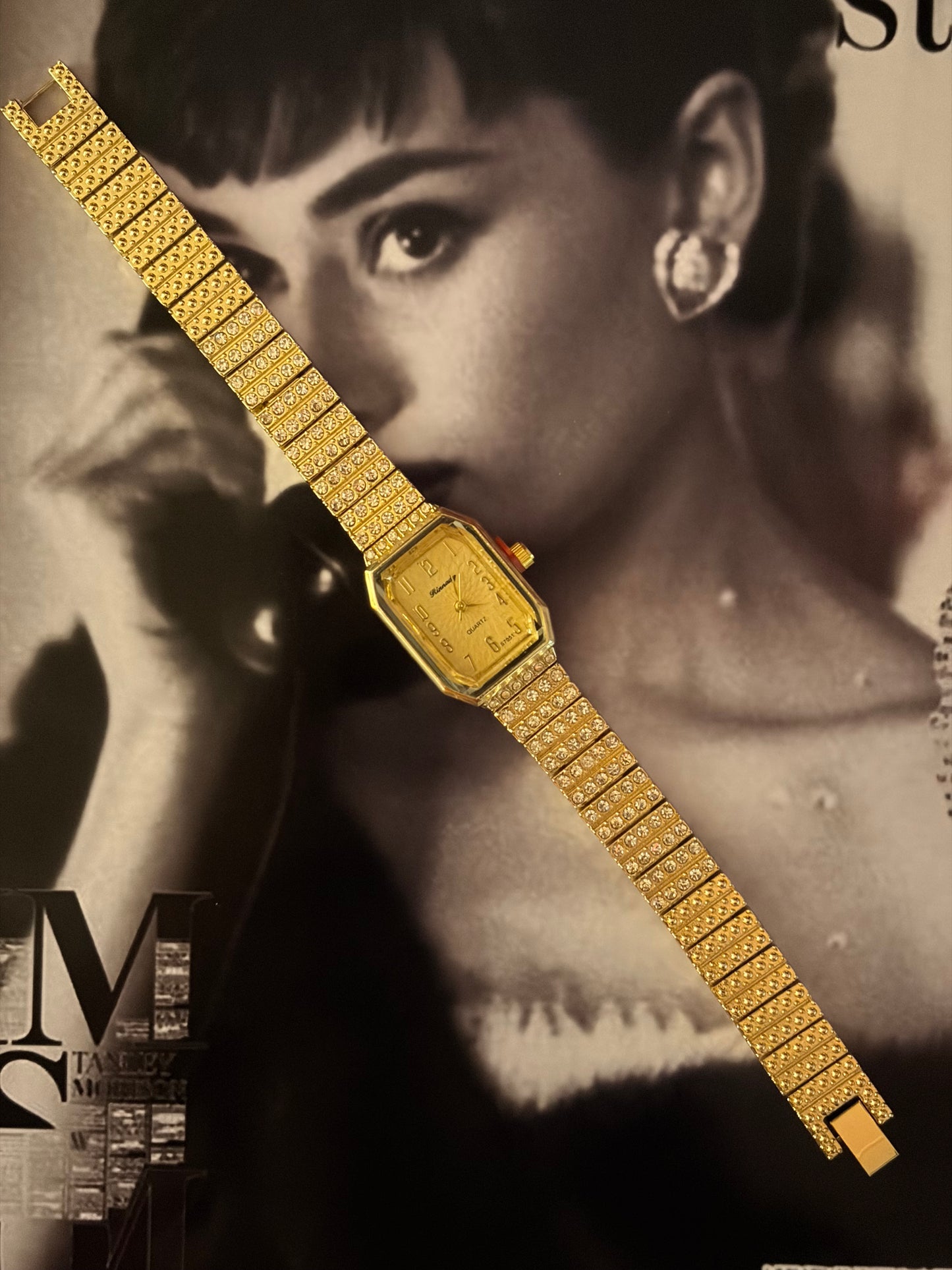 Classic diamond square watch