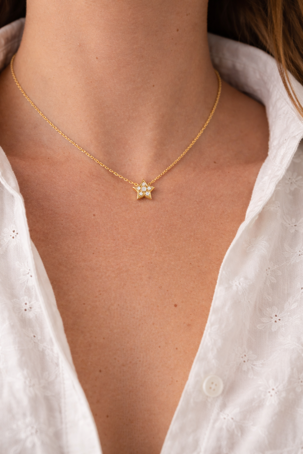 Lia tiny star necklace
