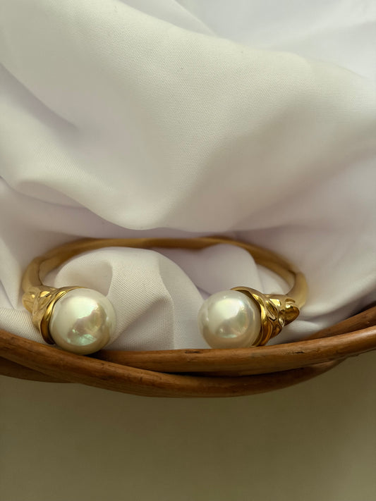 Chunky pearl edit bracelet