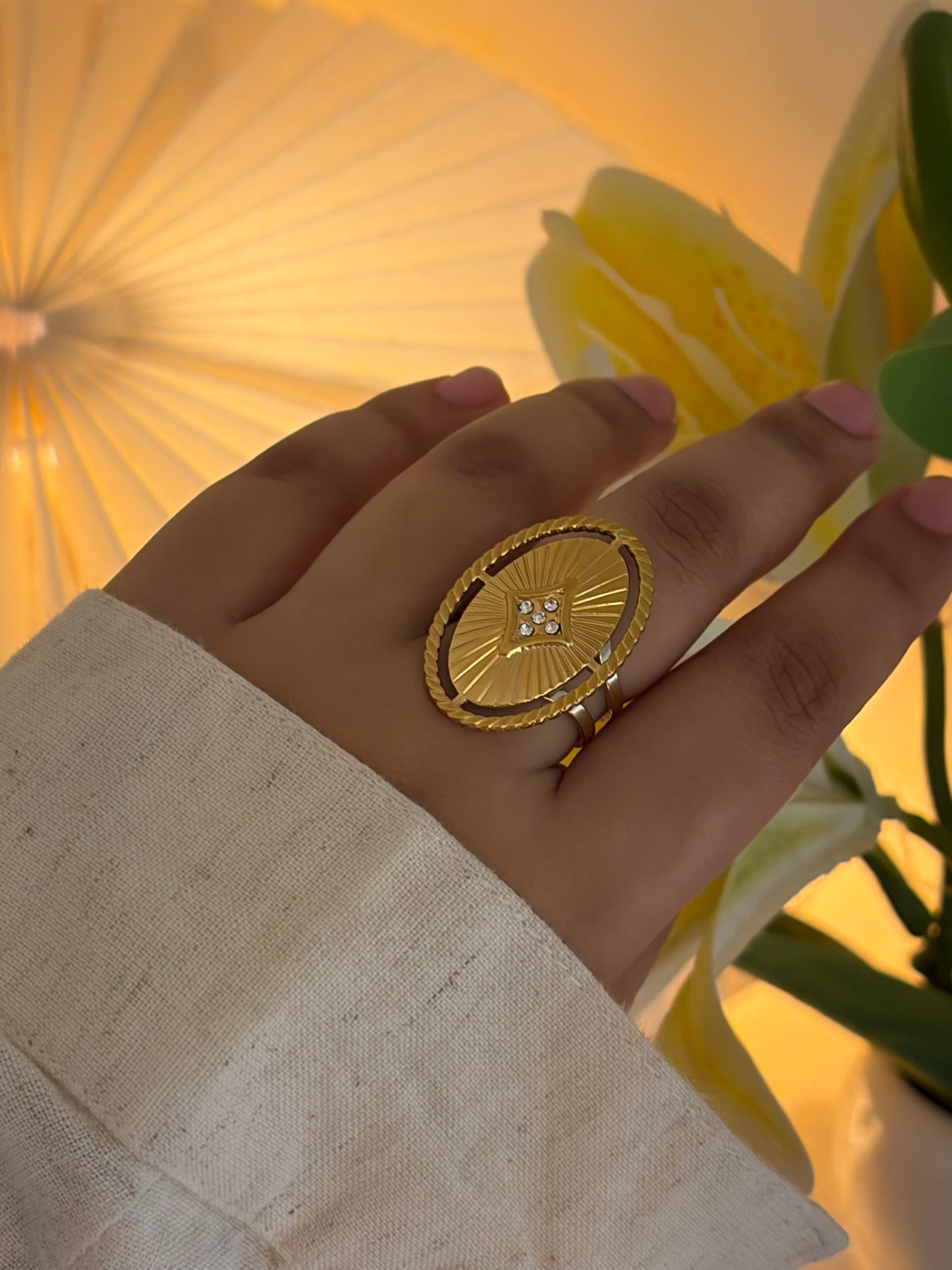 Marry statement ring