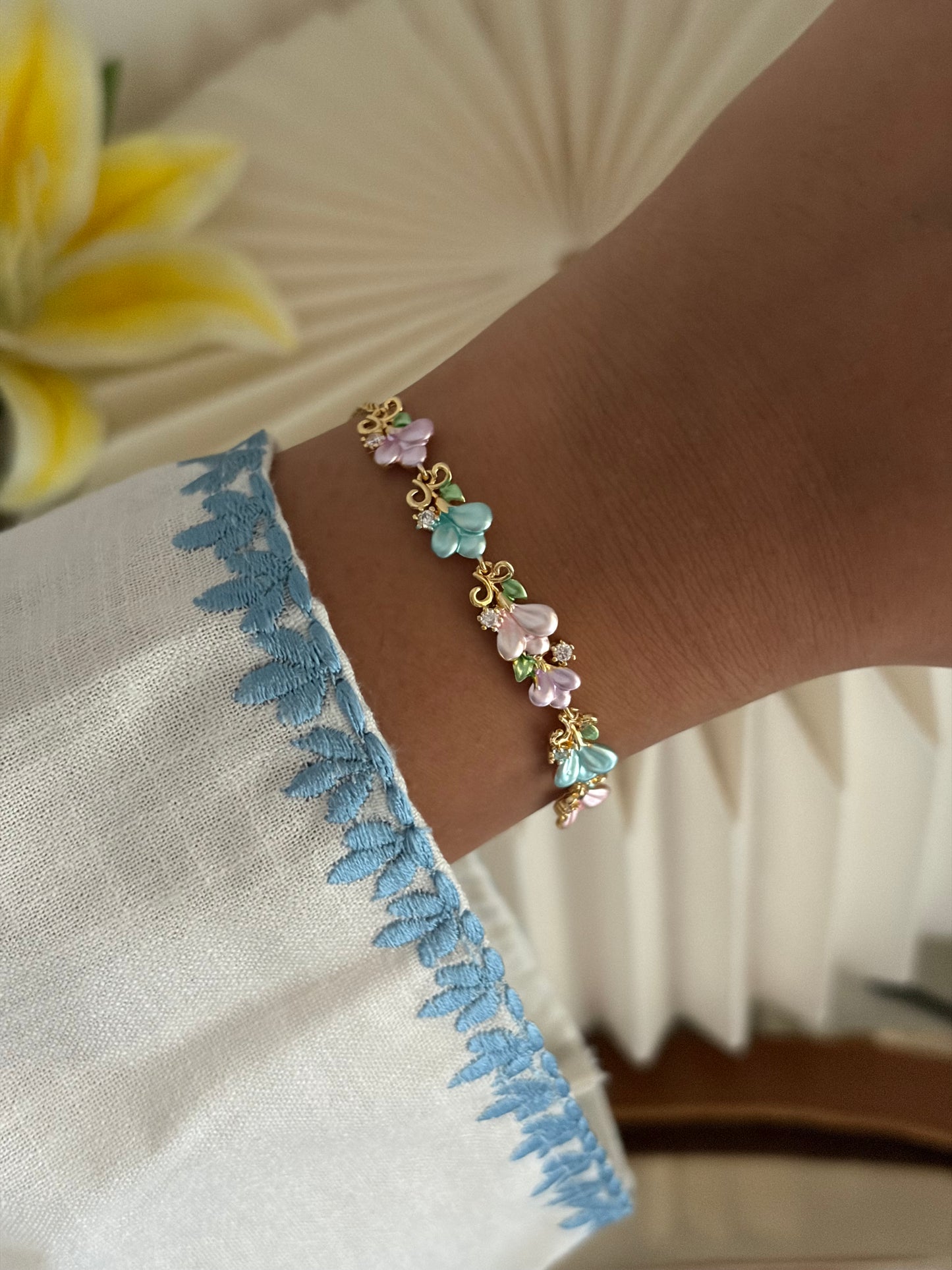 Baby ballet chain botanical