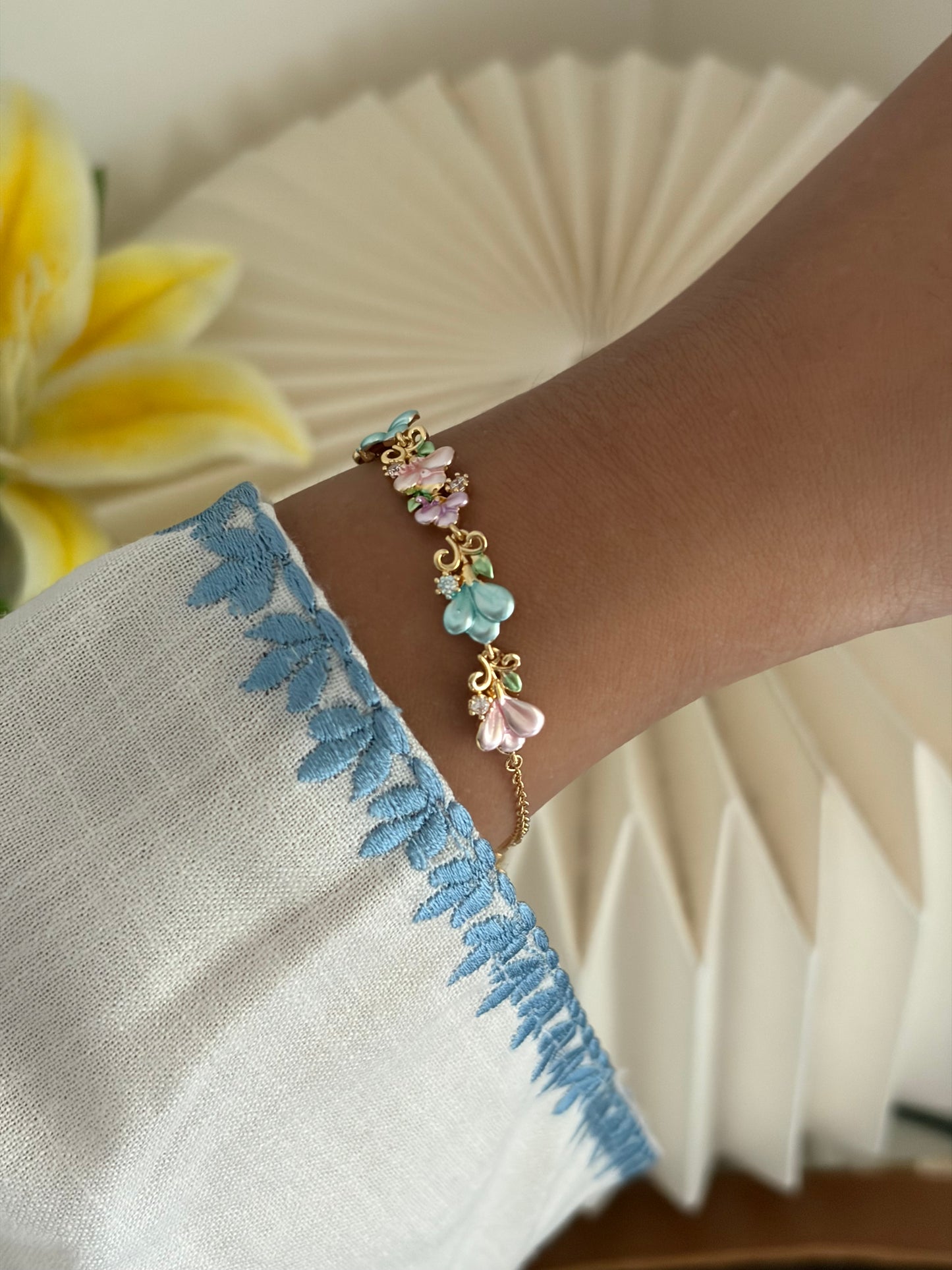 Baby ballet chain botanical