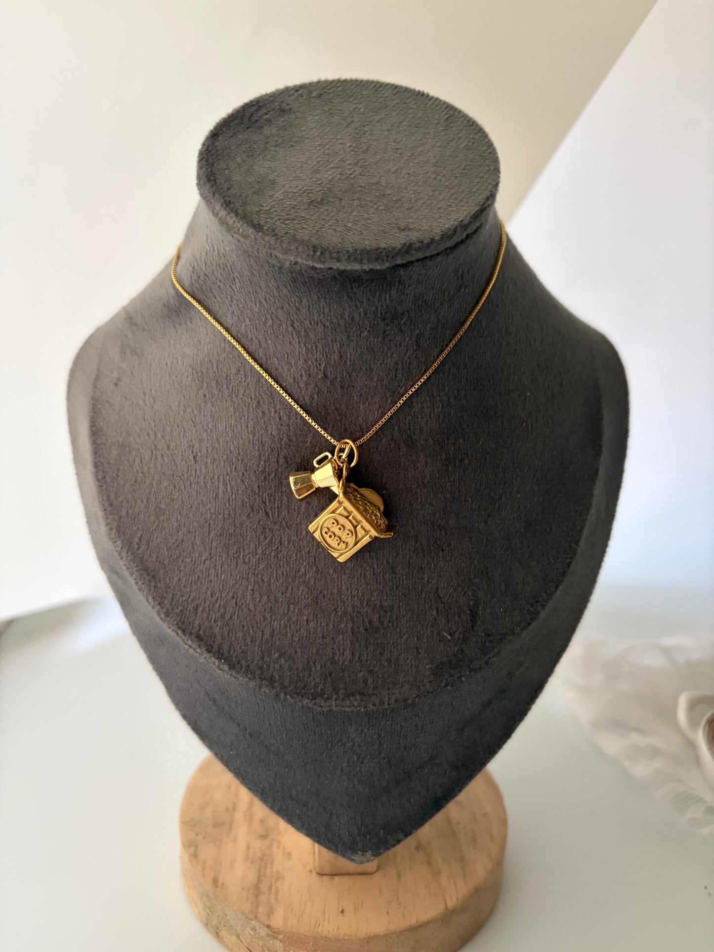 Brew and chew necklace