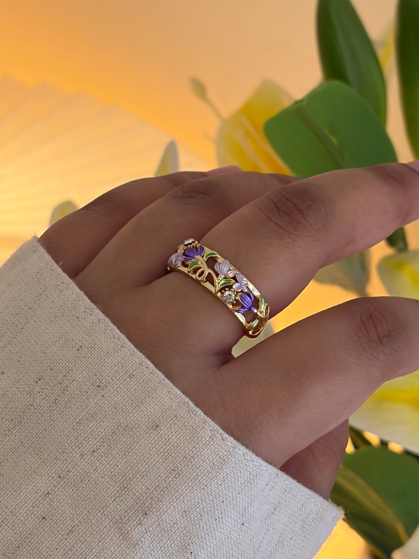 Gardenia botanical ring