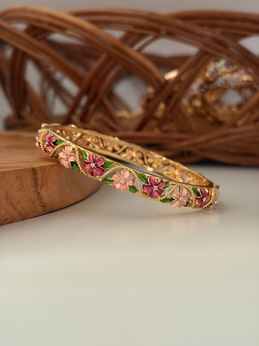 Petal Demi fine bracelet