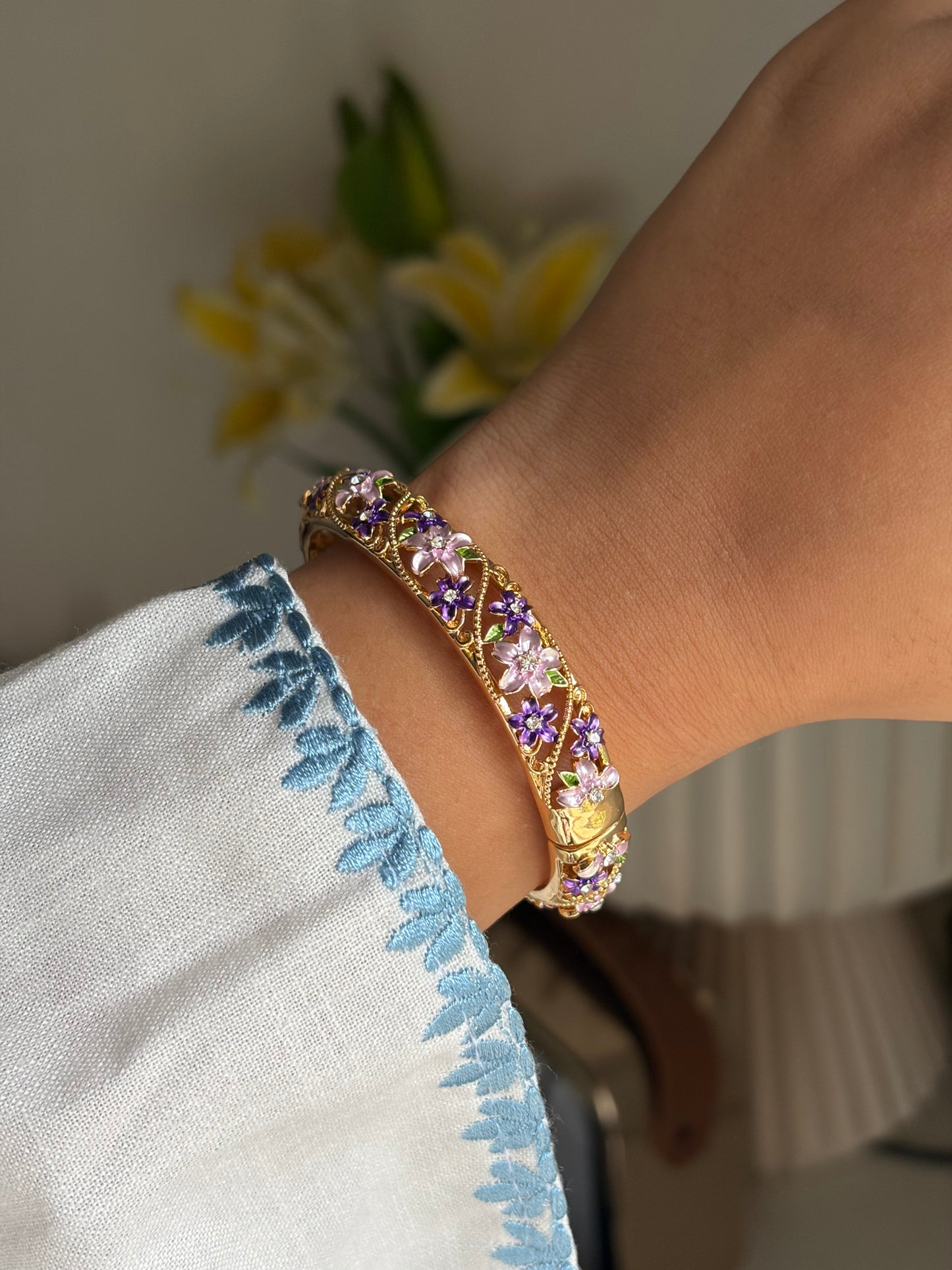 Liah botanical bangle