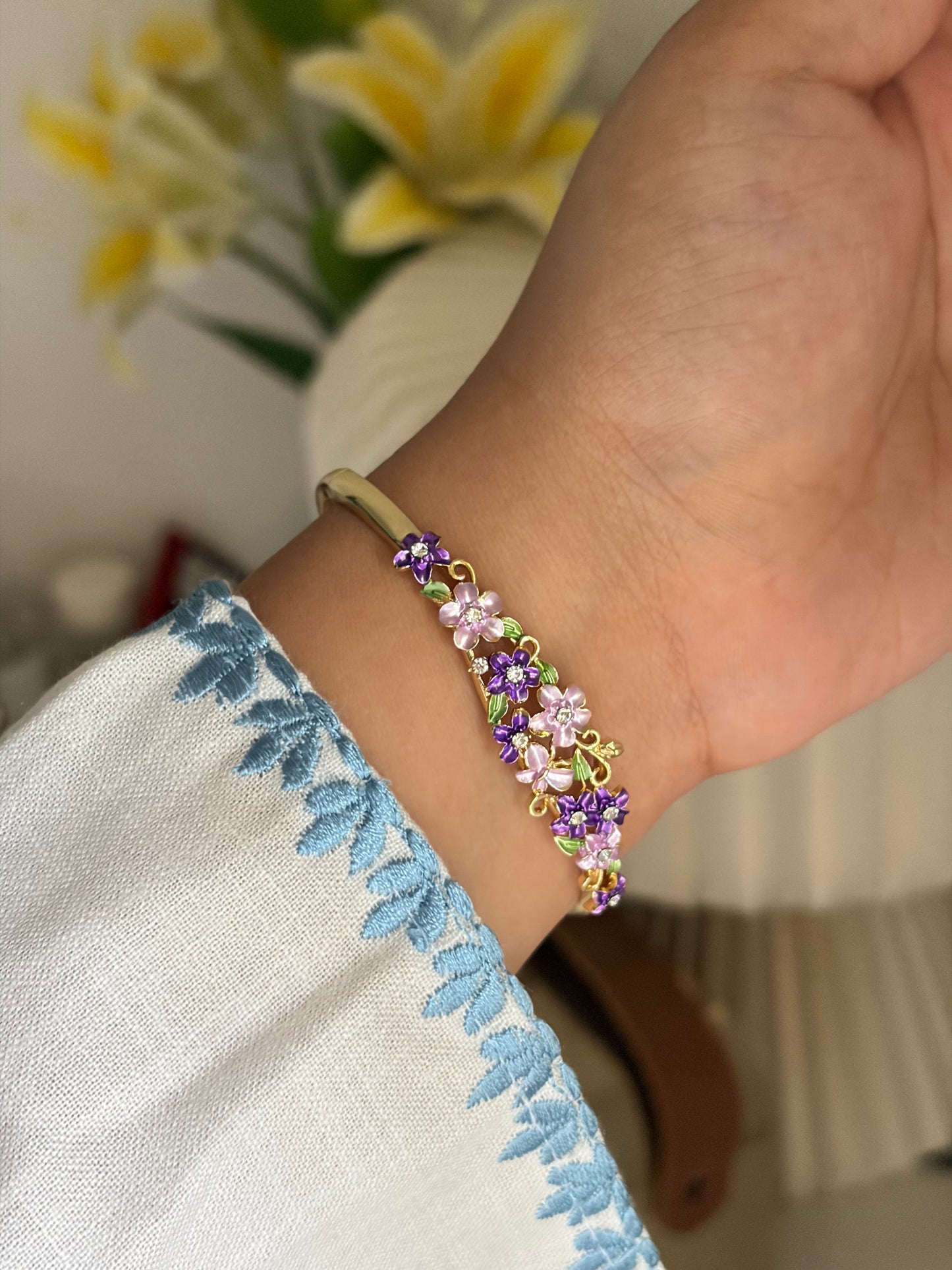 Elara botanical bangle