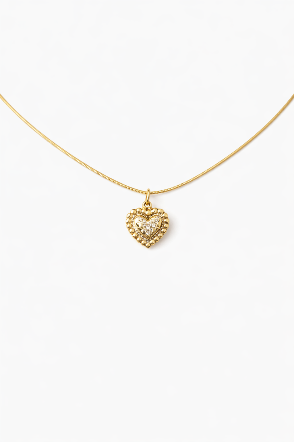 Betty heart necklace