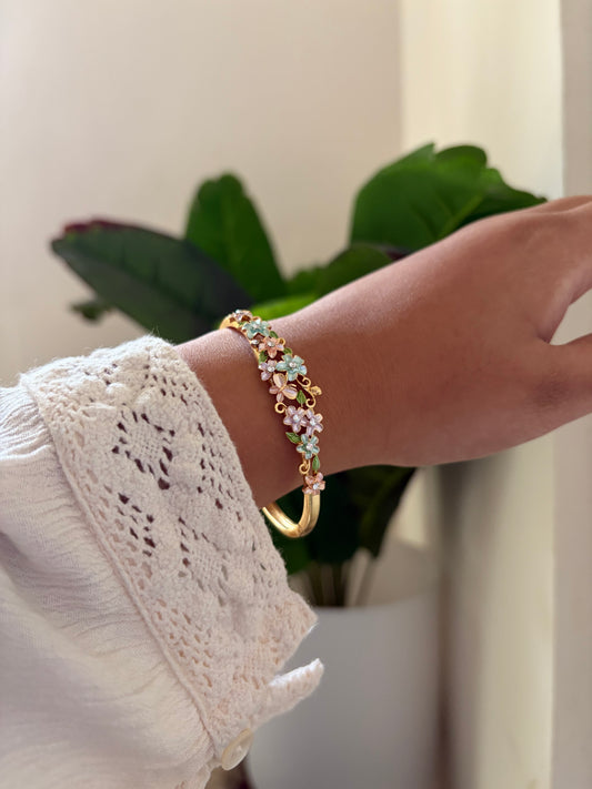Mia botanical bracelet