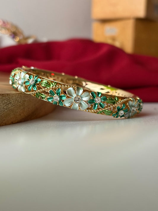 Amber botanical bracelet