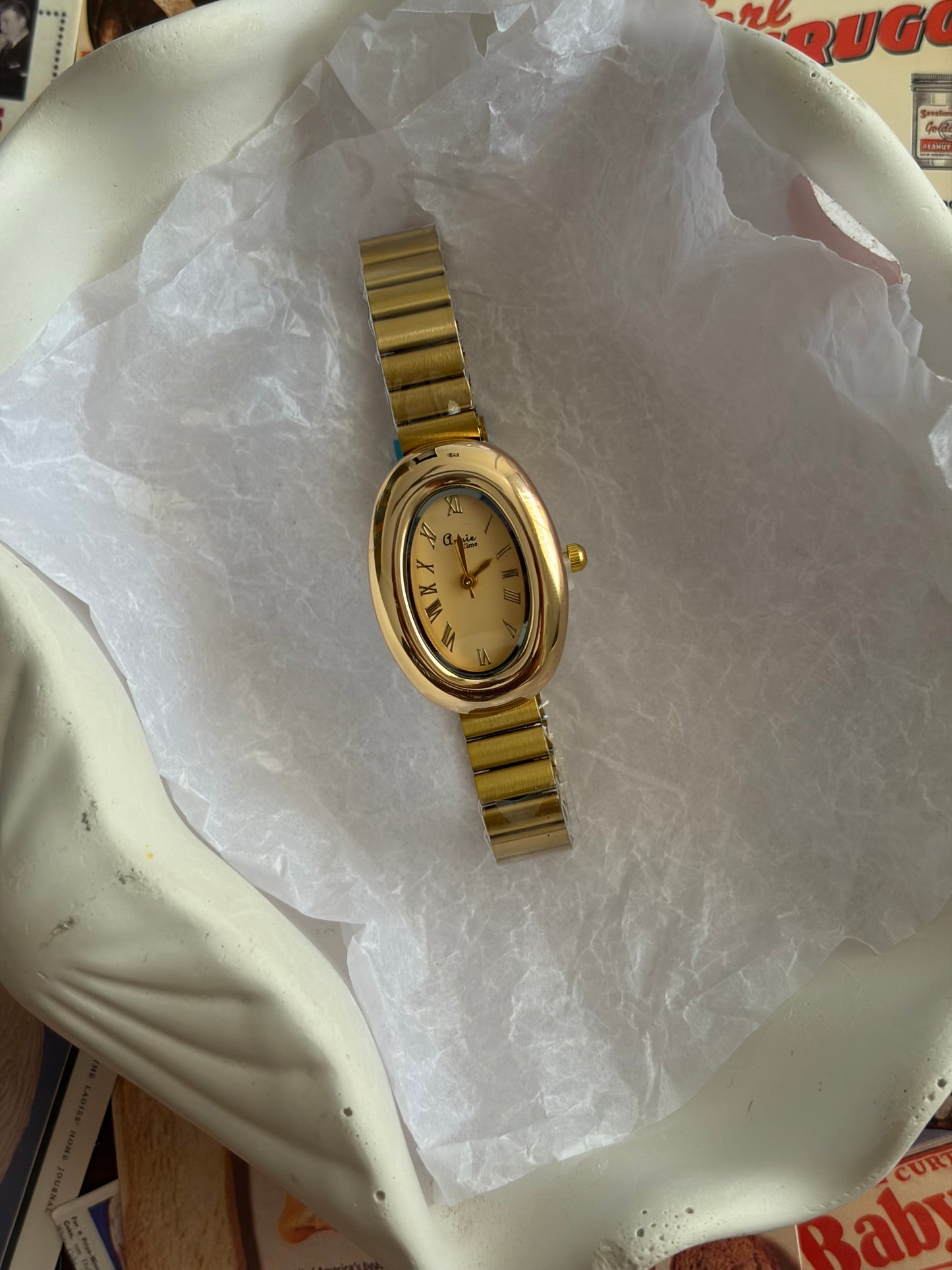 Elara beige Roman dial watch