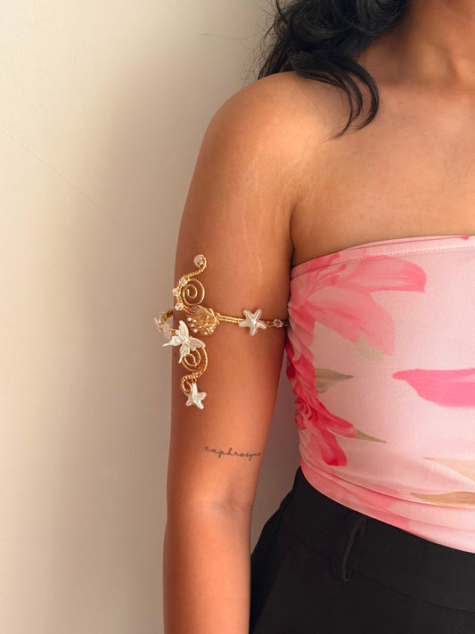 Beachy Arm Cuff