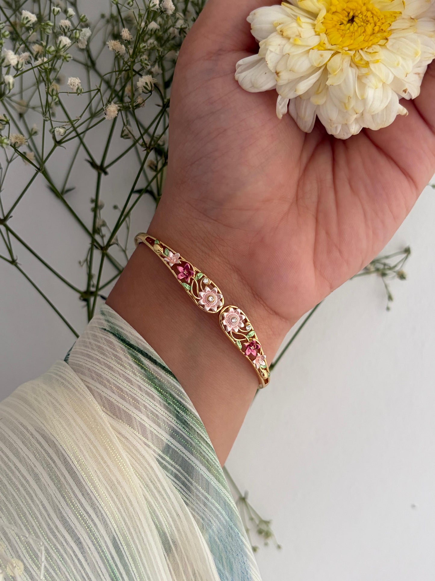 Kusha Limited Edition Botanical