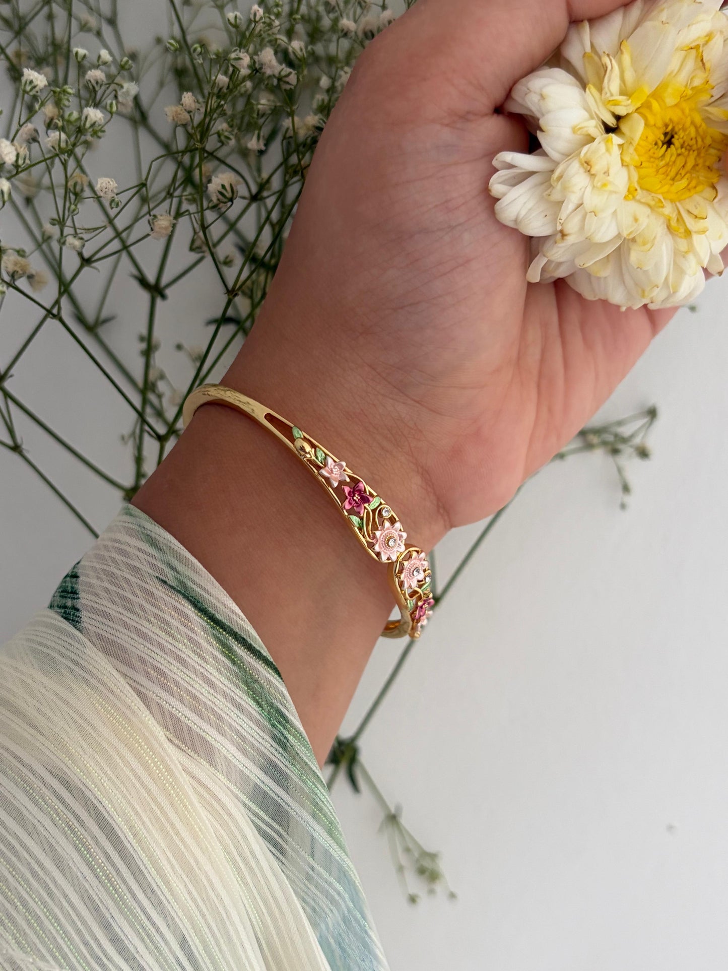 Kusha Limited Edition Botanical