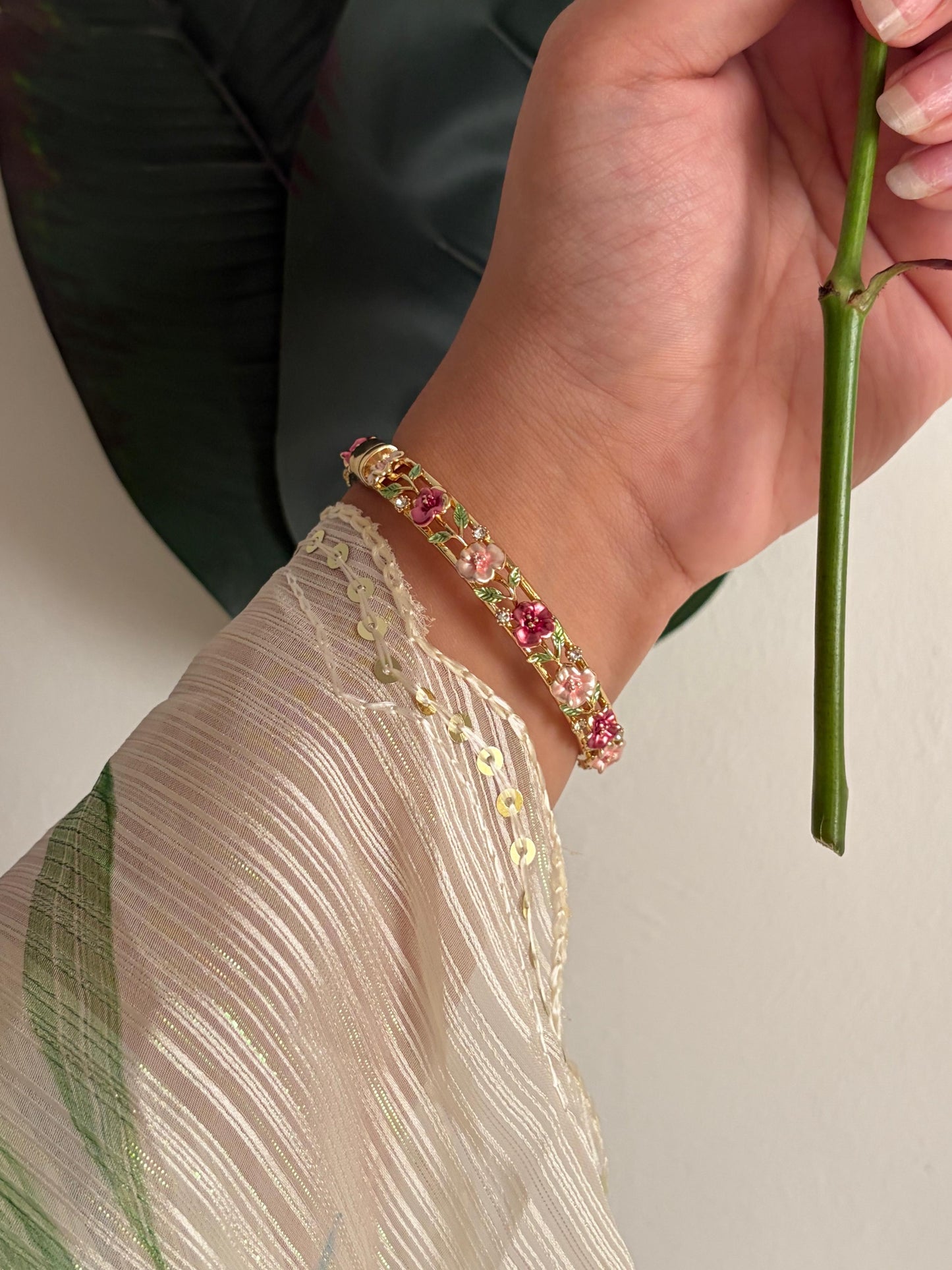 Mini Gulab Botanical