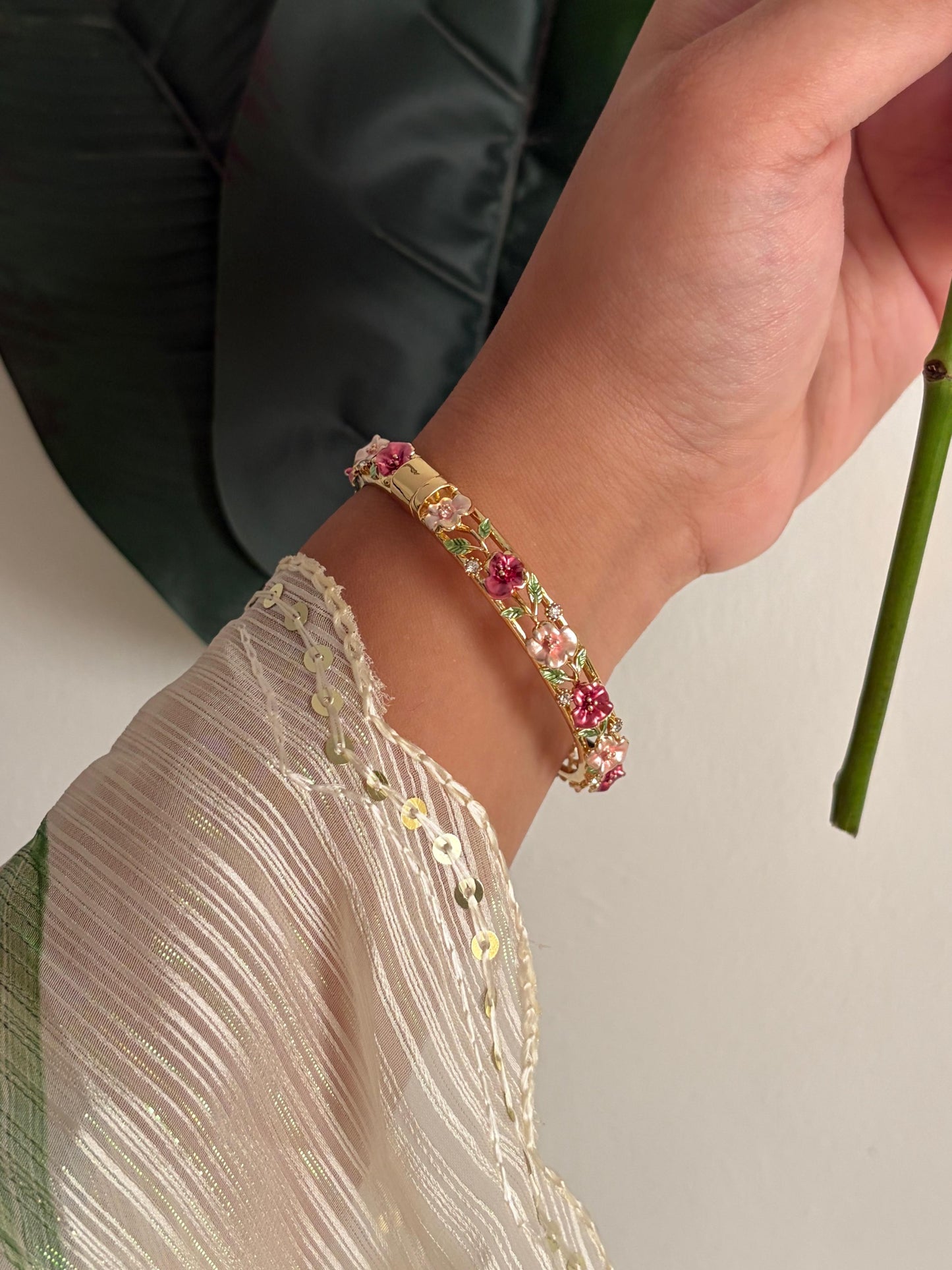 Mini Gulab Botanical