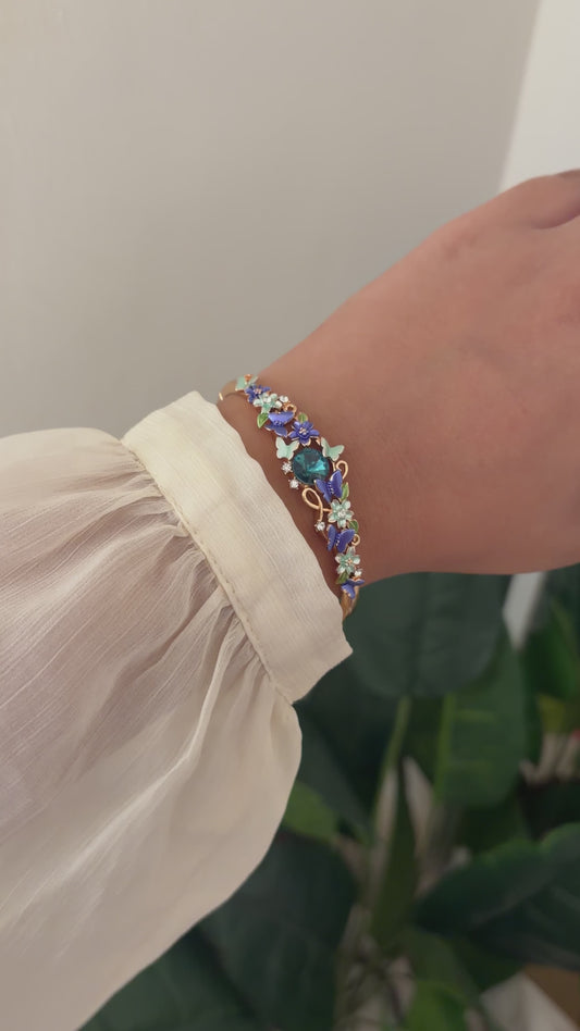 Snow botanical bracelet